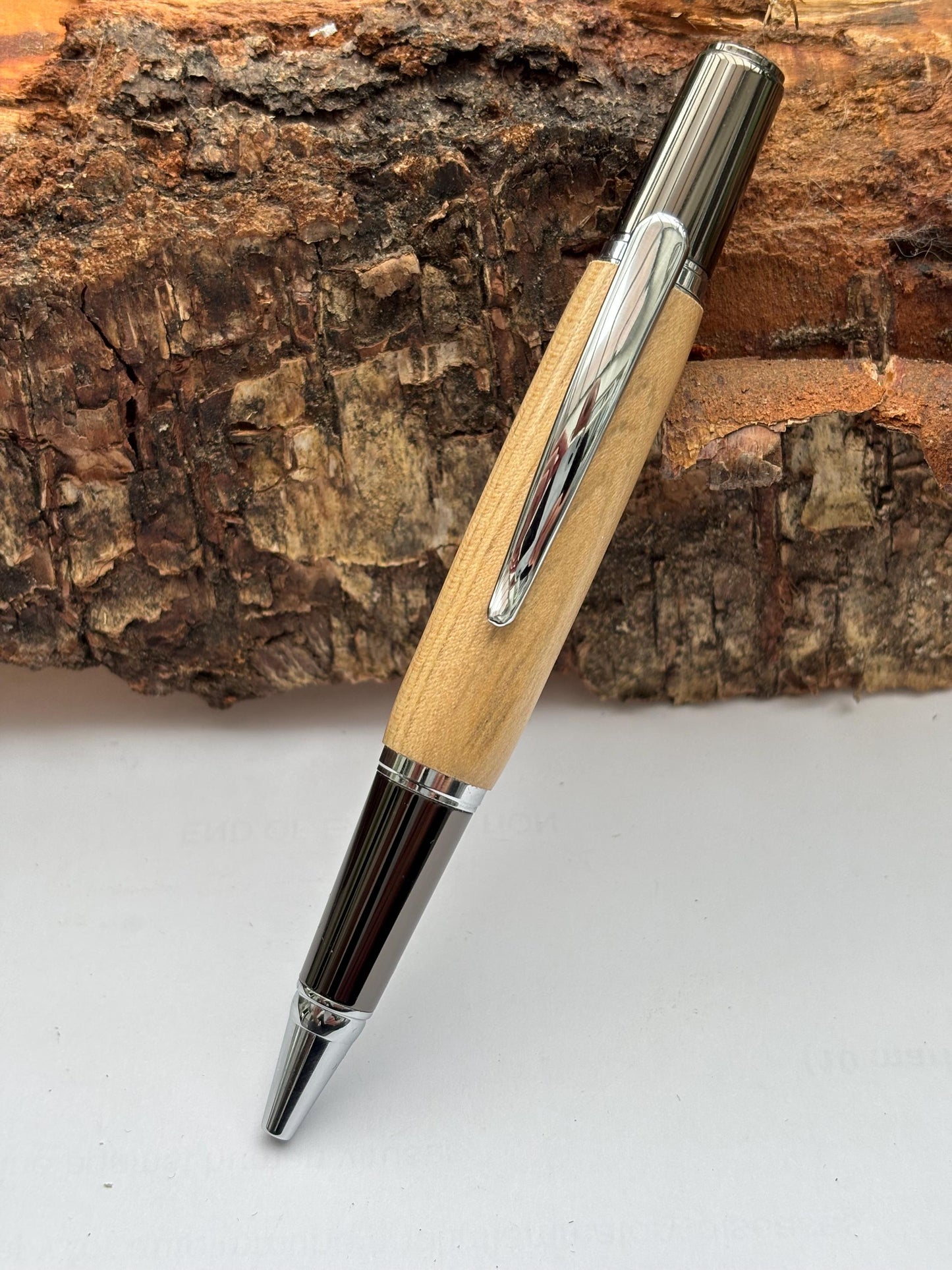 Dodger Ballpoint Pen, Home of the LA Dodgers, Handmade Unique Baseball Gift - Free Tracked Delivery, Gifts for Him Gift for Her.