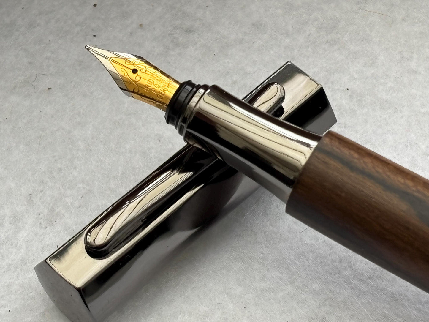 Rare Hexa Style Fountain Pen - Hand Turned From Ziricote Exotic Hardwood - Modern Contemporary Design I Gunmetal Fittings