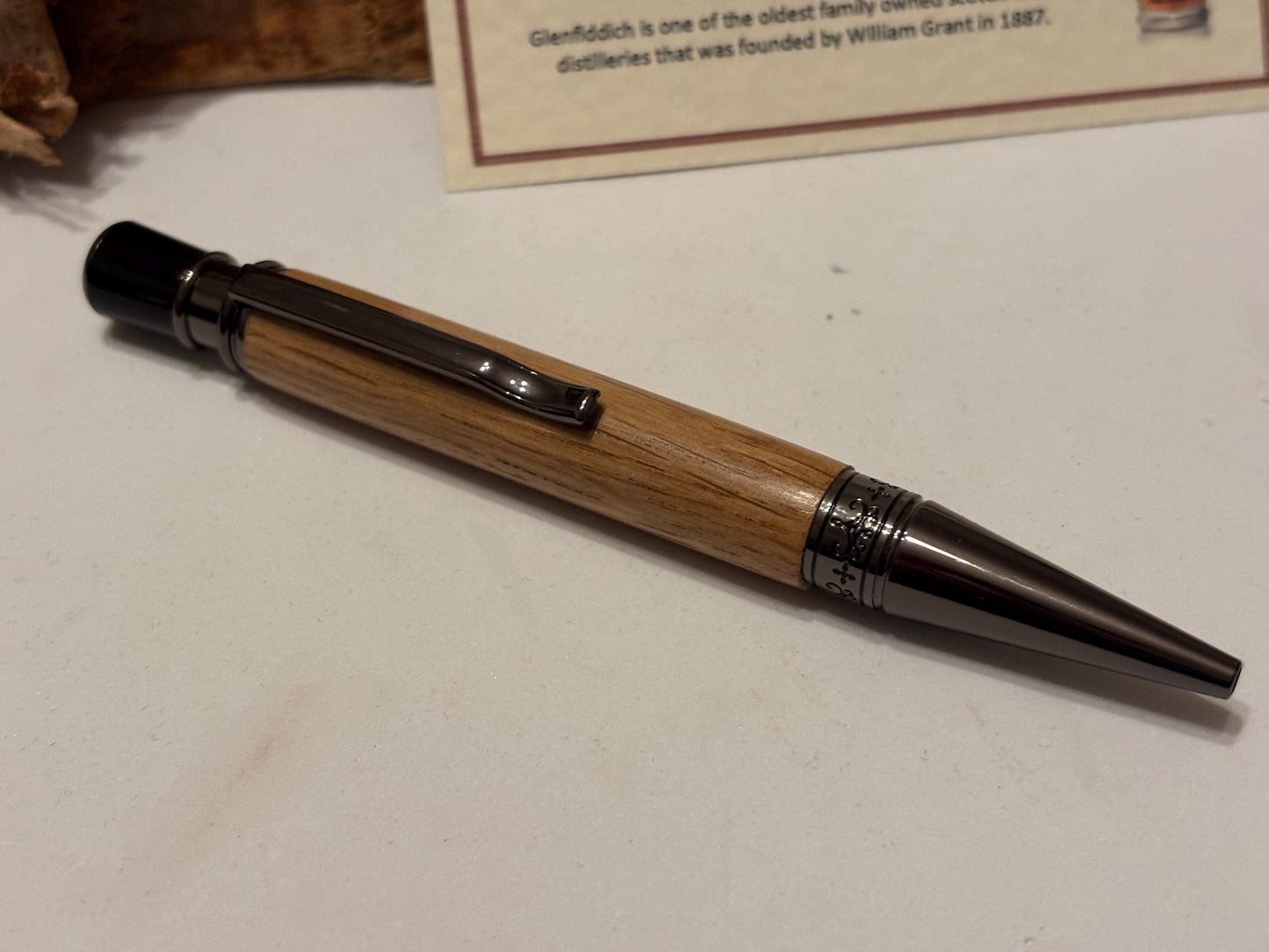 Glenfiddich Whisky Barrel Oak Pen  | Elegant Twist Ballpoint | Unusual Styling