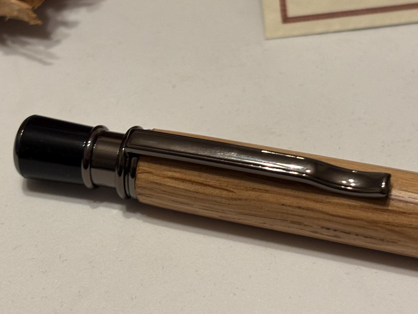 Glenfiddich Whisky Barrel Oak Pen  | Elegant Twist Ballpoint | Unusual Styling