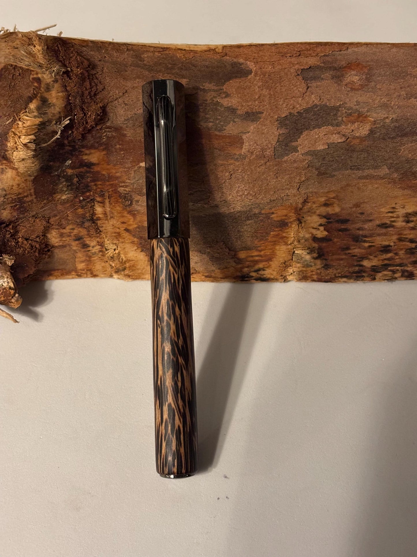 Hexa Style Fountain Pen in Black Palm Wood - Gunmetal Fittings