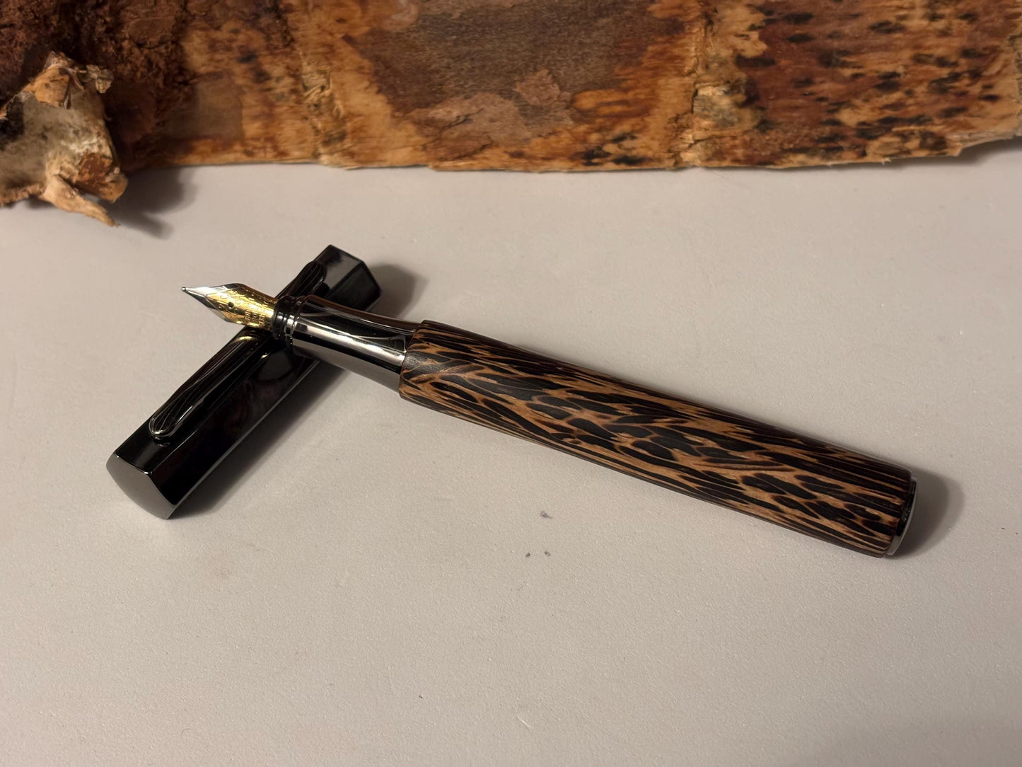Hexa Style Fountain Pen in Black Palm Wood - Gunmetal Fittings