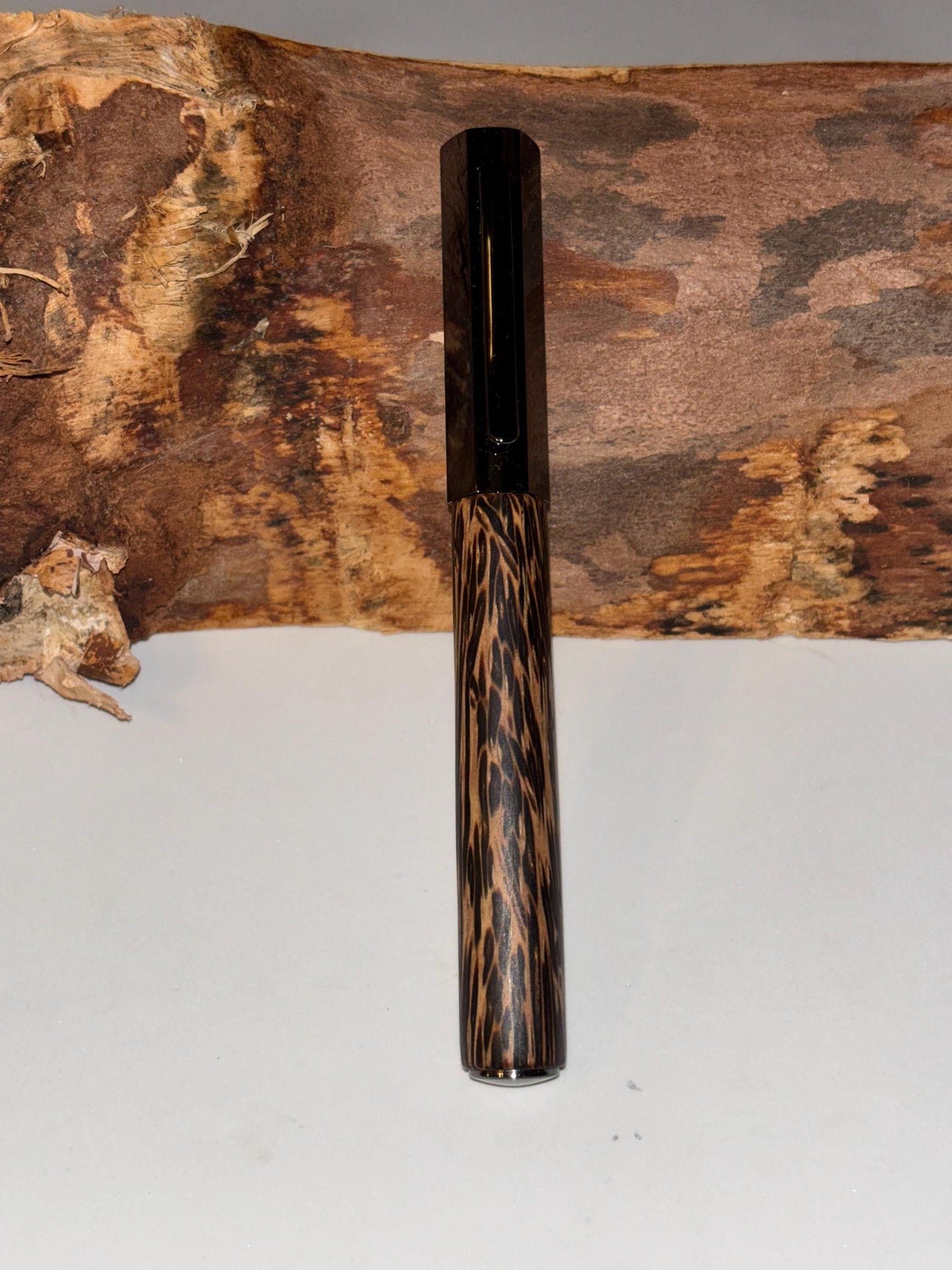 Hexa Style Fountain Pen in Black Palm Wood - Gunmetal Fittings